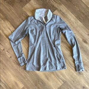 Lululemon size 6 like new condition 3-4 zip pull over